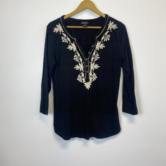 Lucky Brand Black Embroidered V Neck Top - Picture 2 of 7